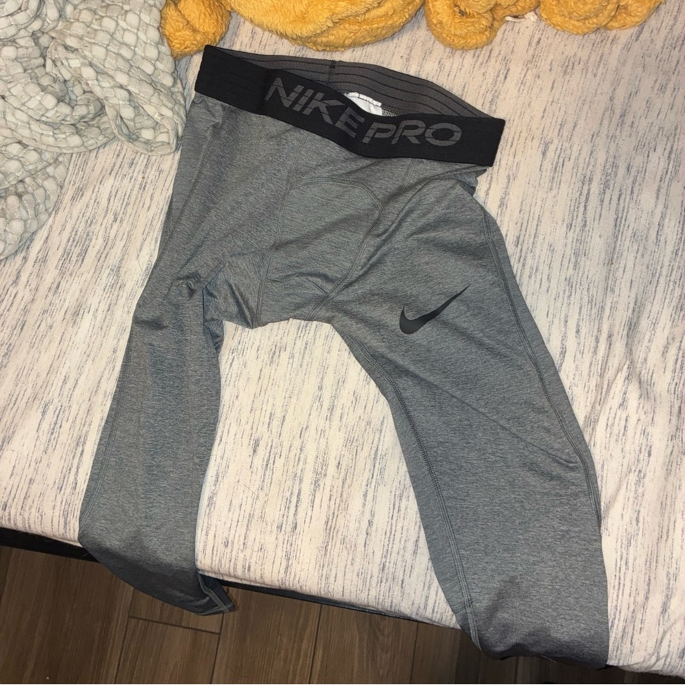 Nike Kids Charcoal Leggings